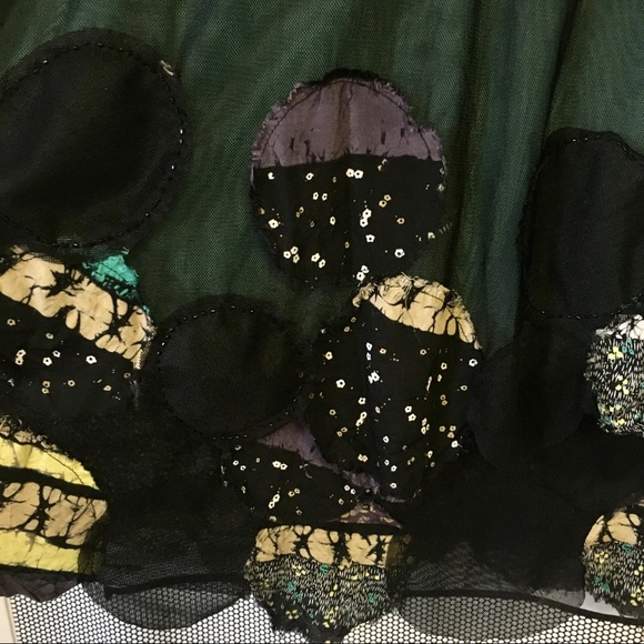 Yedina Mesh Swing Dress with Applique Detail (S) - Picture 4 of 7